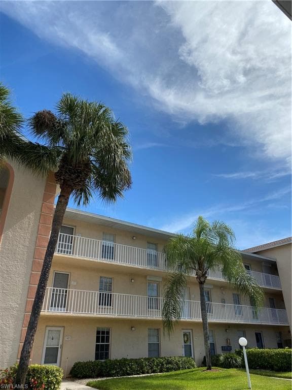 9580 Victoria LN A-207 NAPLES, FL 34109
