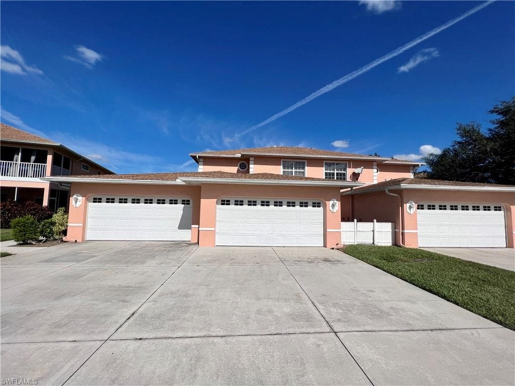 19915 Lake Vista CIR 15A LEHIGH ACRES, FL 33936