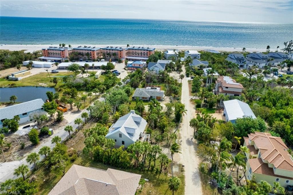 211 Southwinds DR SANIBEL, FL 33957