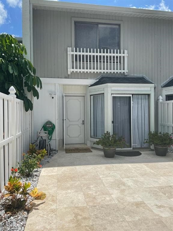 9847 Costa Mesa LN 208 BONITA SPRINGS, FL 34135