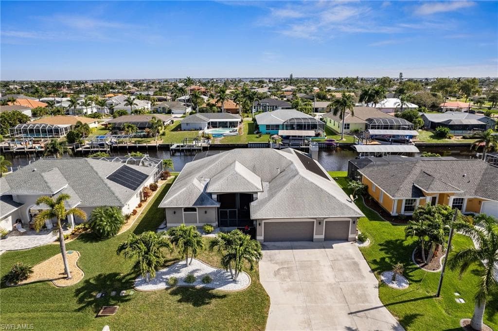 3343 SE 17th AVE CAPE CORAL, FL 33904