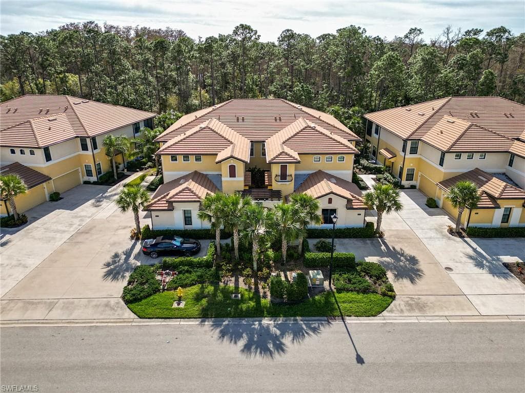 10463 Casella WAY 101 FORT MYERS, FL 33913