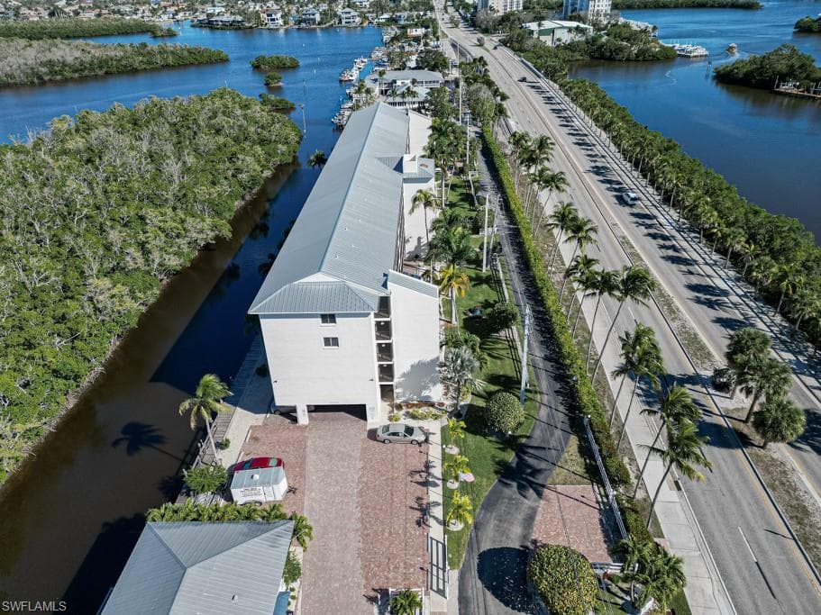 5220 Bonita Beach RD 307 BONITA SPRINGS, FL 34134