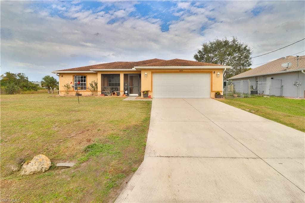 3314 34th ST SW LEHIGH ACRES, FL 33976