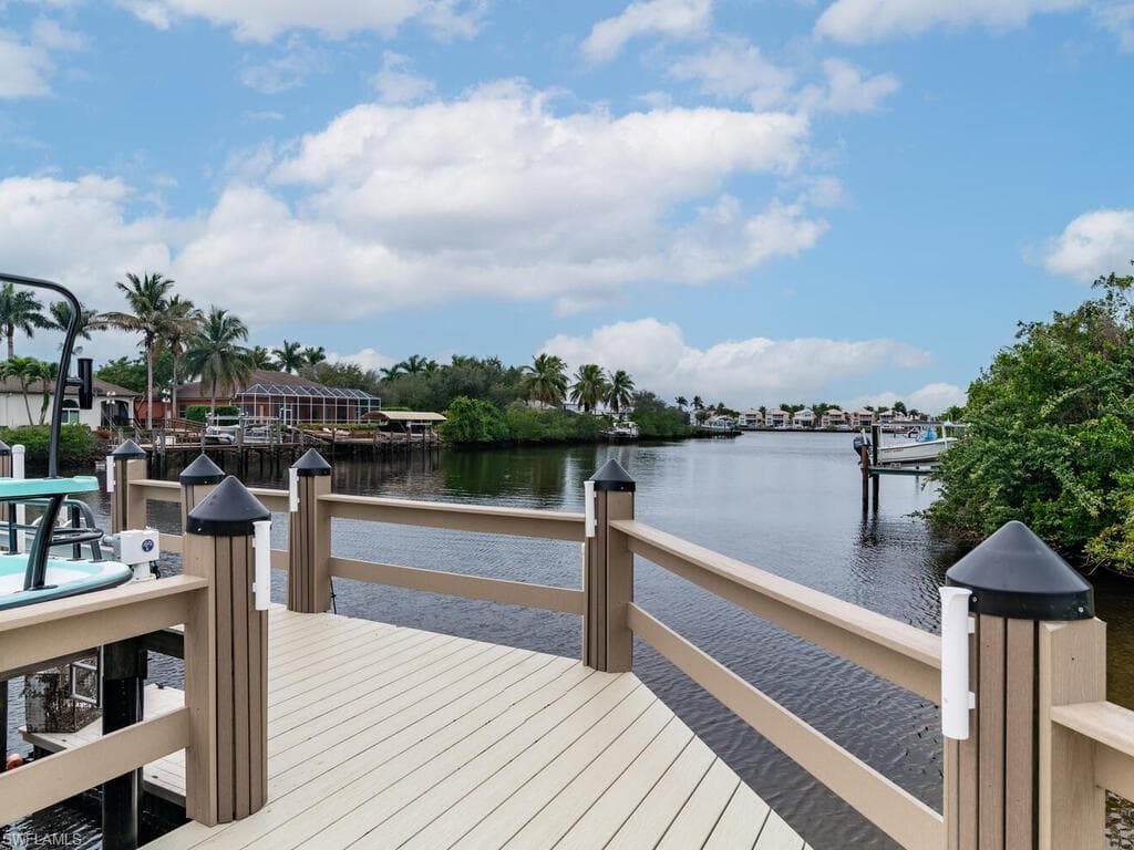 199 Cays DR NAPLES, FL 34114