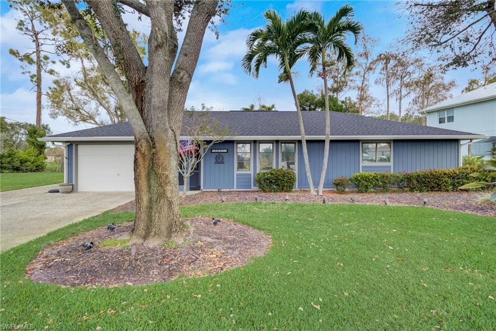 9037 Henry RD FORT MYERS, FL 33967
