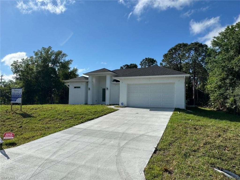 1203 10th ST LEHIGH ACRES, FL 33972