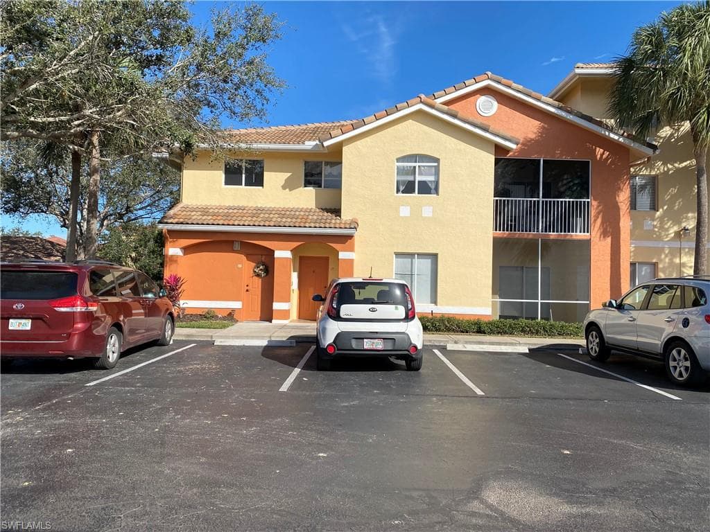6461 Aragon WAY 102 FORT MYERS, FL 33966
