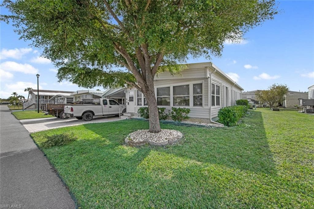 28 Enchanting BLVD E-28 NAPLES, FL 34112