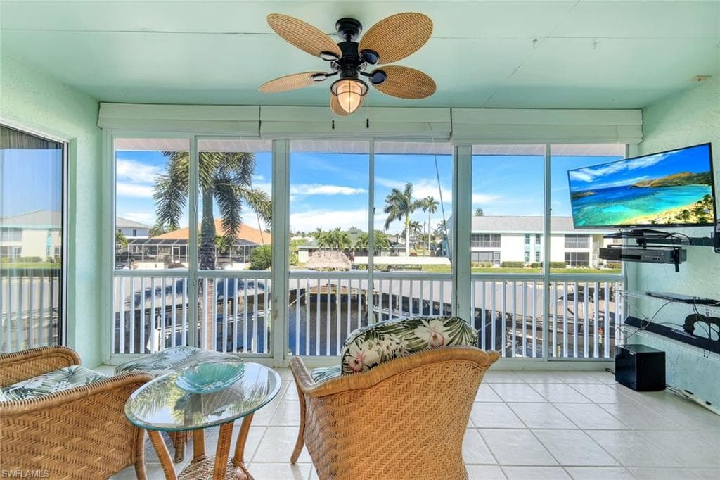 1333 SE 40th TER 2C CAPE CORAL, FL 33904