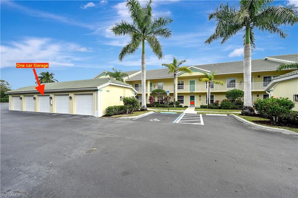 3260 Douglas DR 2-103 NAPLES, FL 34105