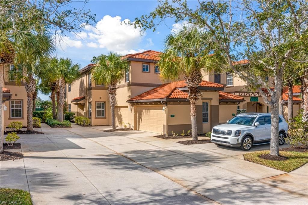 9350 Aviano DR 101 FORT MYERS, FL 33913