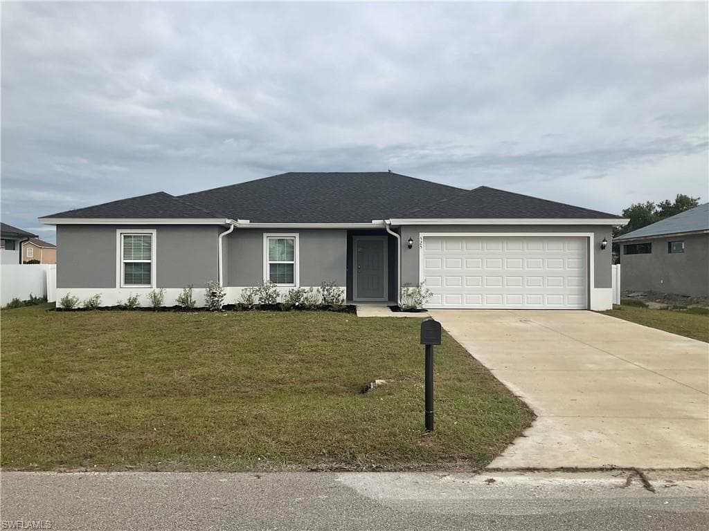 525 NE 7th AVE CAPE CORAL, FL 33909