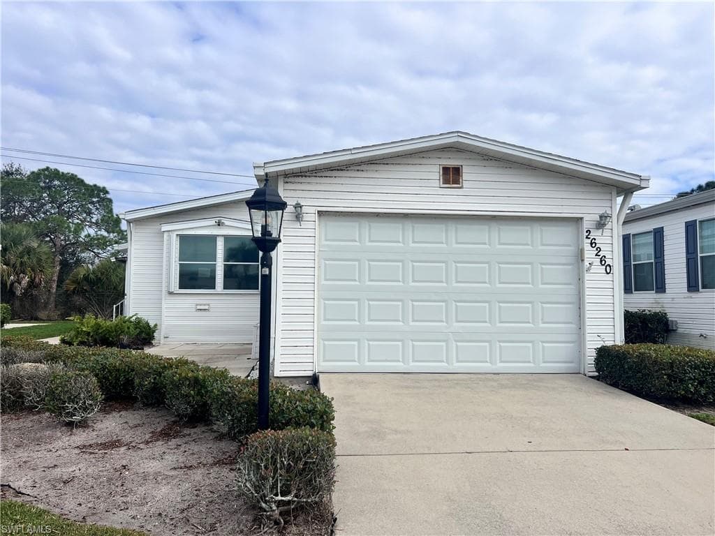 26260 Bonita Fairways CIR BONITA SPRINGS, FL 34135