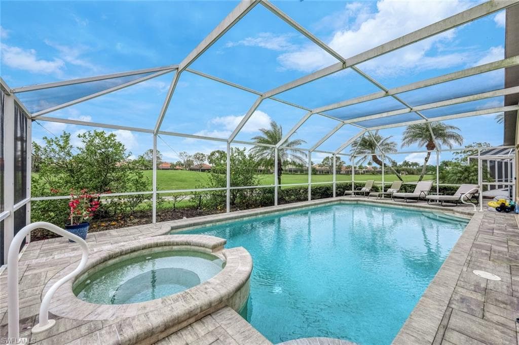 8437 Indian Wells WAY NAPLES, FL 34113