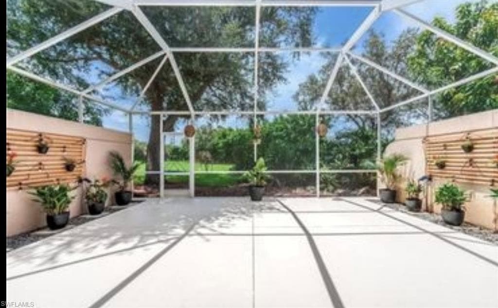 5778 Cove CIR 21 NAPLES, FL 34119