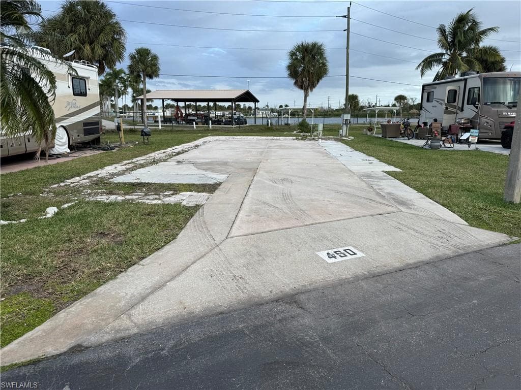 19681 Summerlin RD 490 FORT MYERS, FL 33908