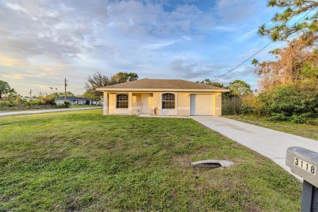 3118 64th ST W LEHIGH ACRES, FL 33971