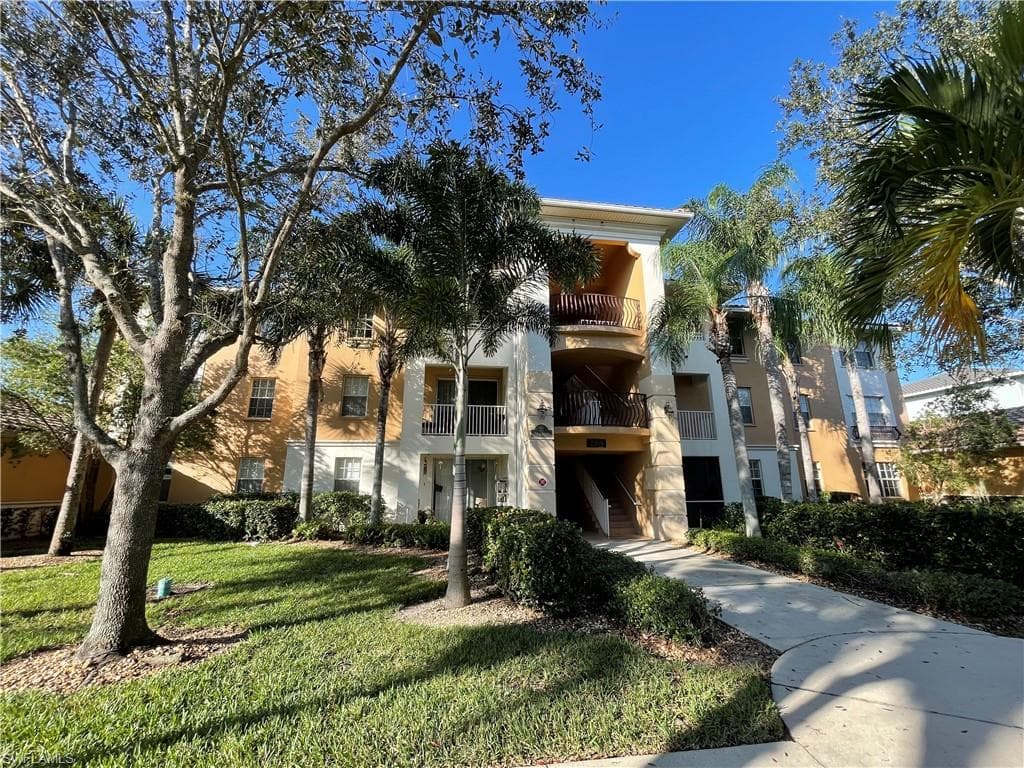 2909 Tuscan DR 301 CAPE CORAL, FL 33909