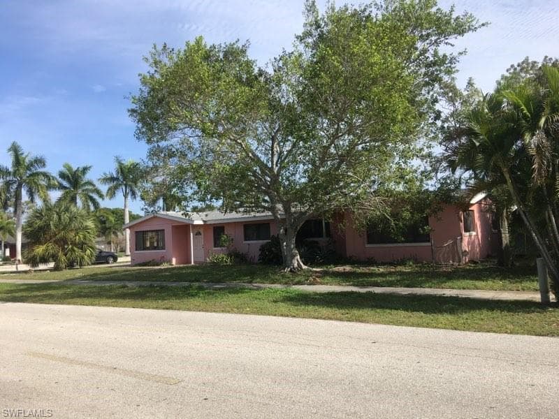 1740 Jefferson AVE FORT MYERS, FL 33901