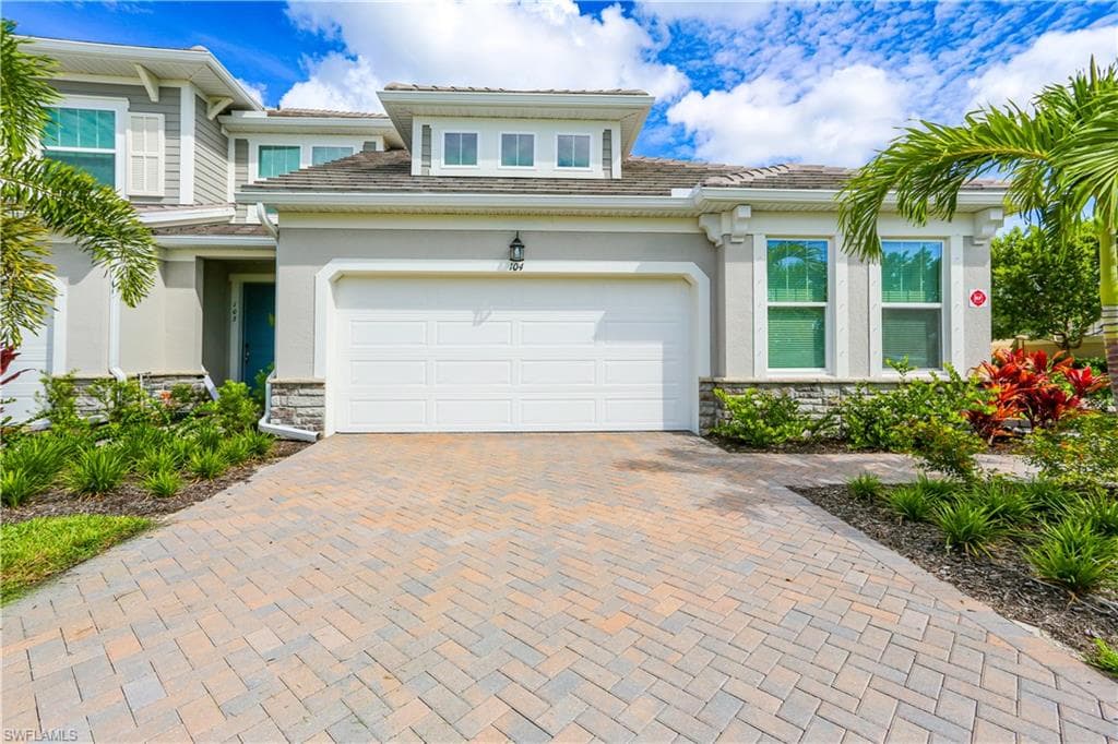 4546 Arboretum CIR 104 NAPLES, FL 34112