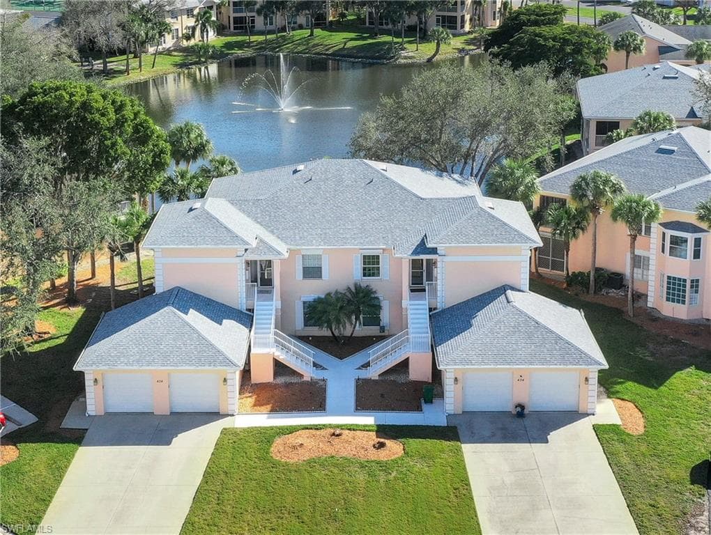 434 Wiggins Lake CT 201 NAPLES, FL 34110