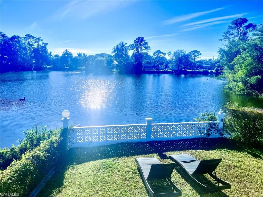 1199 12th ST N NAPLES, FL 34102
