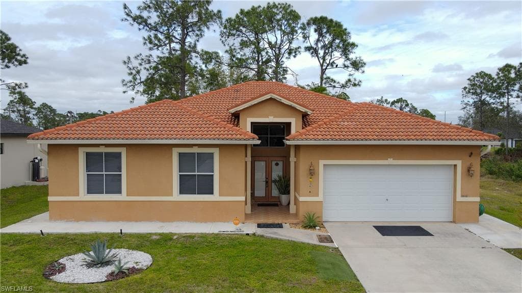 3416 4th ST SW LEHIGH ACRES, FL 33976