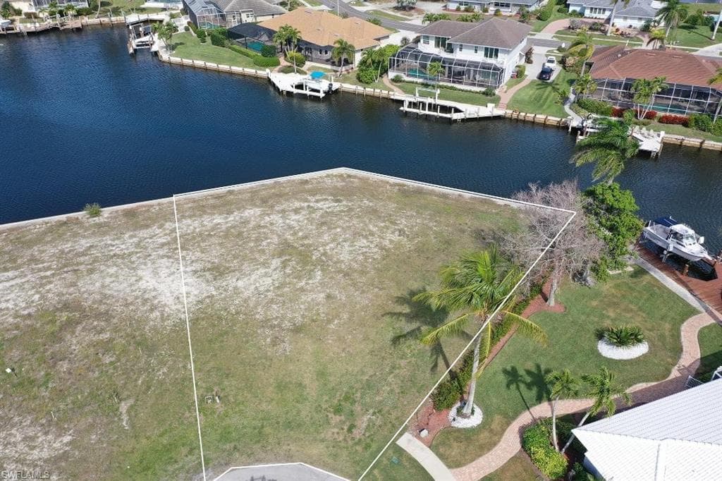 131 Templewood CT MARCO ISLAND, FL 34145