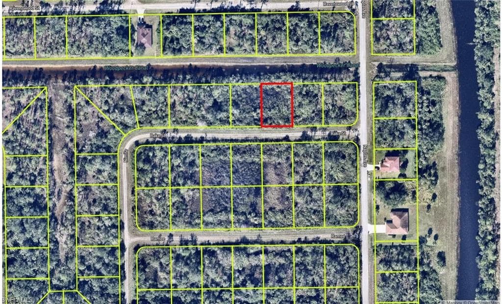 1243 Rake ST E LEHIGH ACRES, FL 33974