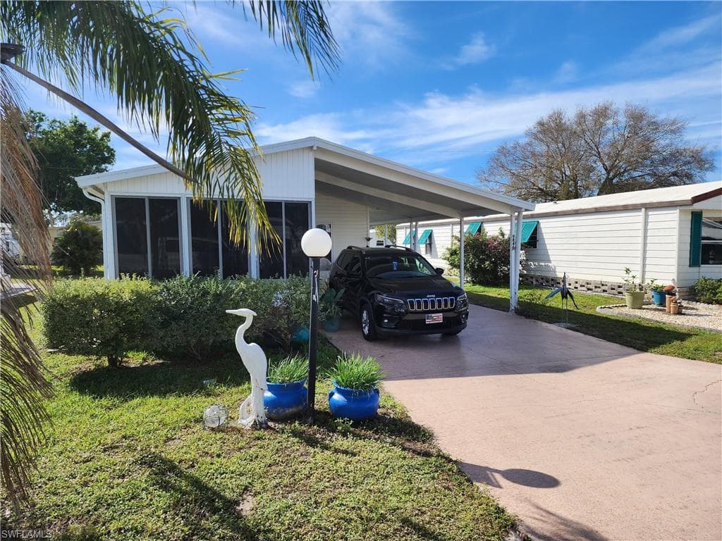 9846 Sugarberry WAY FORT MYERS, FL 33905