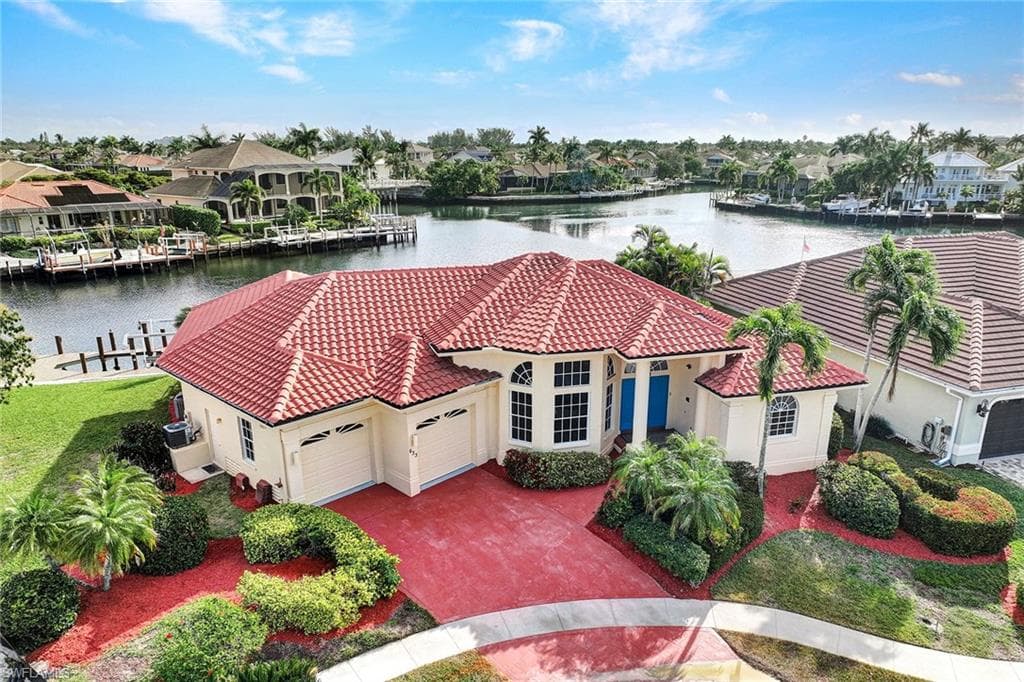 633 Blackmore CT MARCO ISLAND, FL 34145