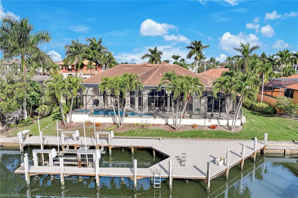20 Anchor CT MARCO ISLAND, FL 34145