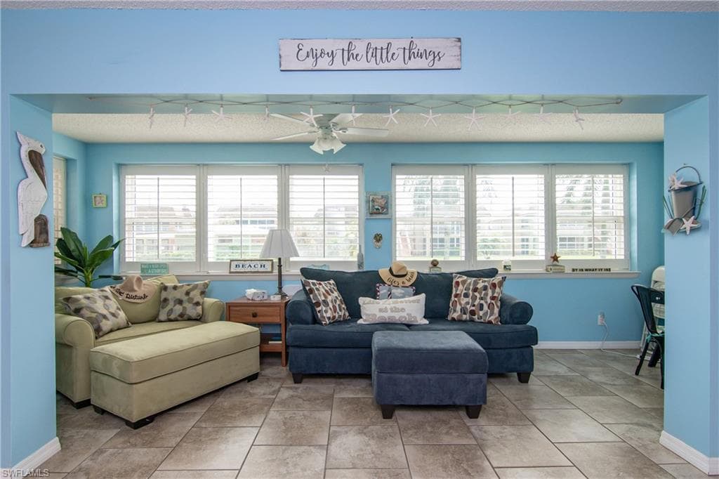 1400 Pompei LN 21 NAPLES, FL 34103