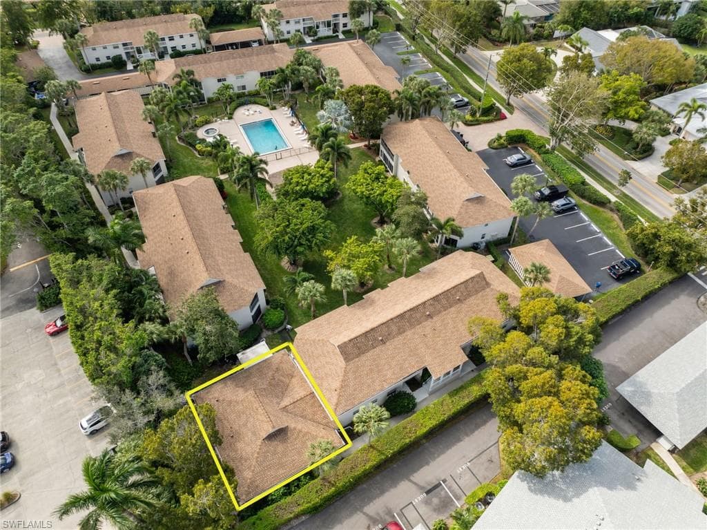 3200 Binnacle DR I1 NAPLES, FL 34103