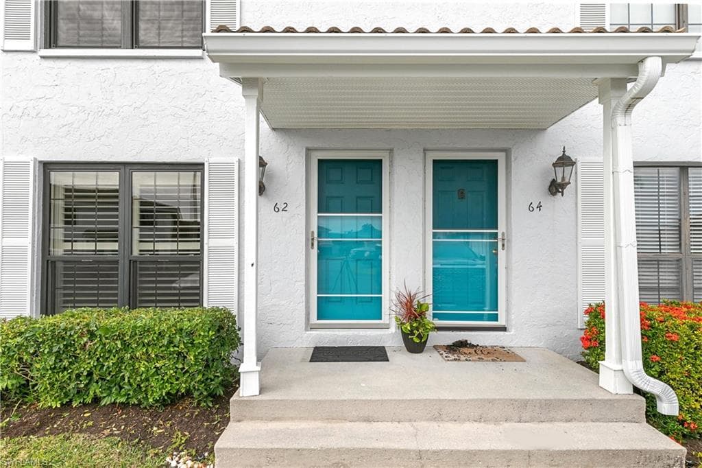 62 Marco Villas DR R-2 MARCO ISLAND, FL 34145