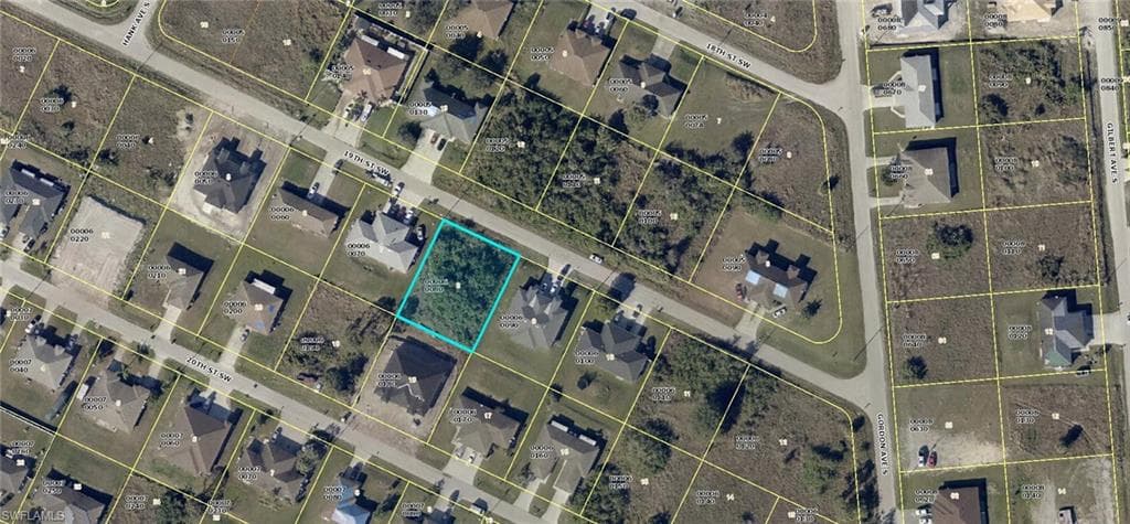 4517-4519 19th ST SW LEHIGH ACRES, FL 33973