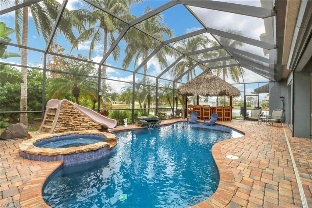 24981 Divot DR BONITA SPRINGS, FL 34135
