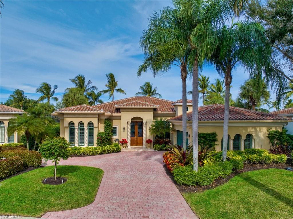 1751 Venezia CT NAPLES, FL 34105
