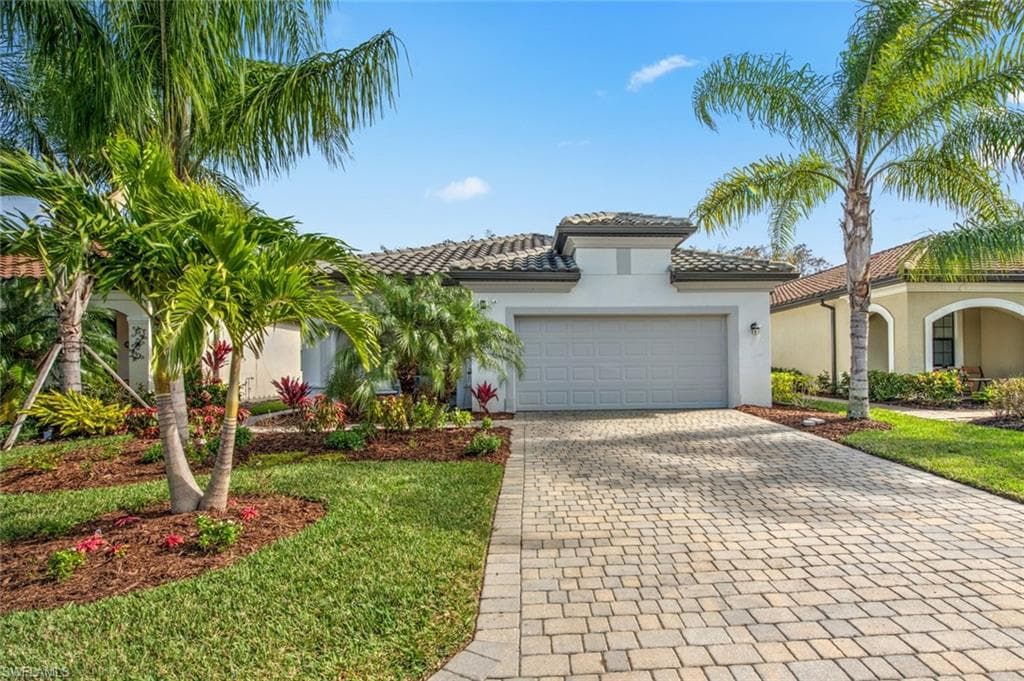 11555 Golden Oak TER FORT MYERS, FL 33913