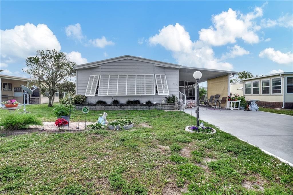 270 Matecumbe LN NAPLES, FL 34114