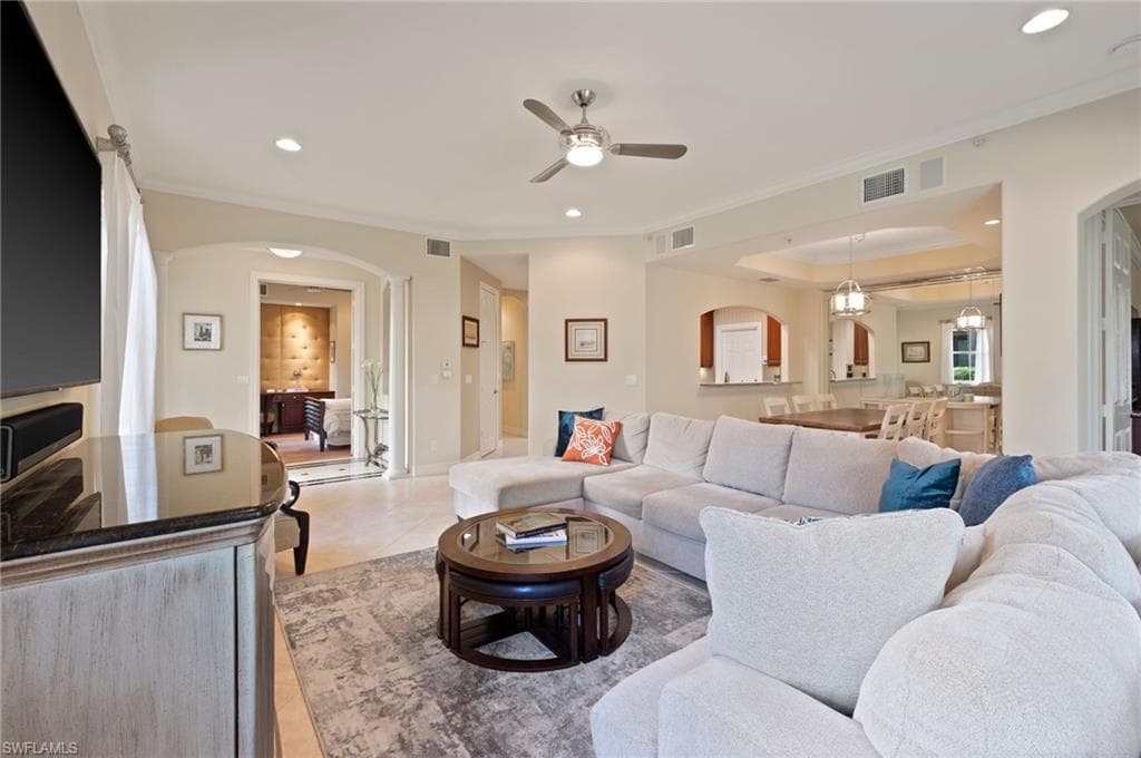 2809 TIBURON BLVD E 2-101 NAPLES, FL 34109