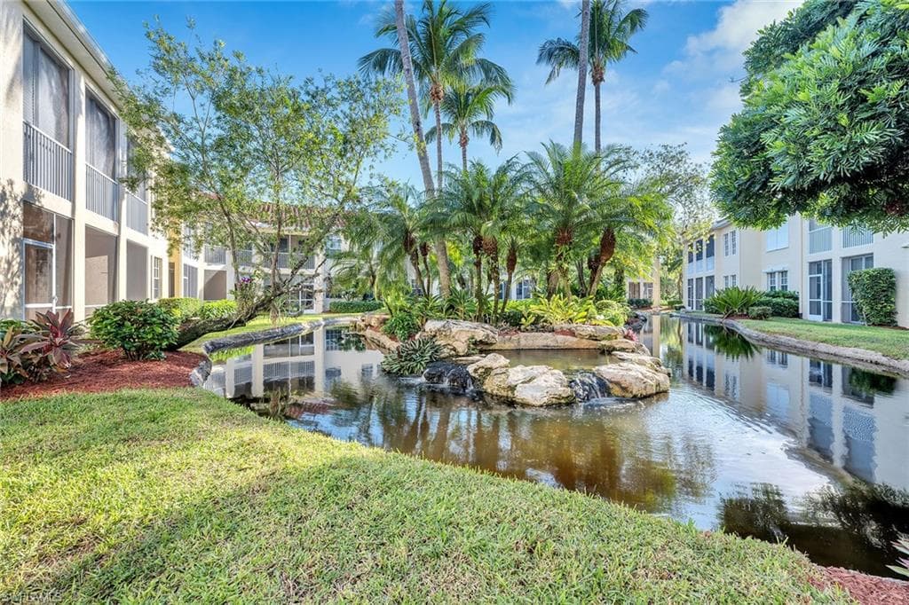 600 L Ambiance CIR 6-205 NAPLES, FL 34108