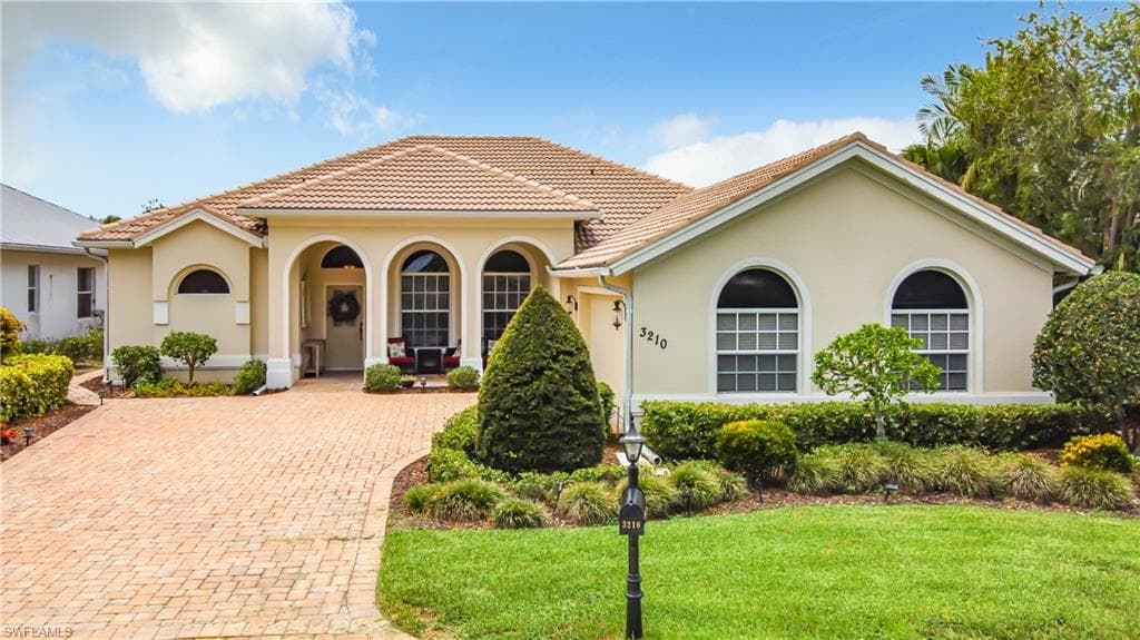 3210 Bay Ridge WAY PORT CHARLOTTE, FL 33953