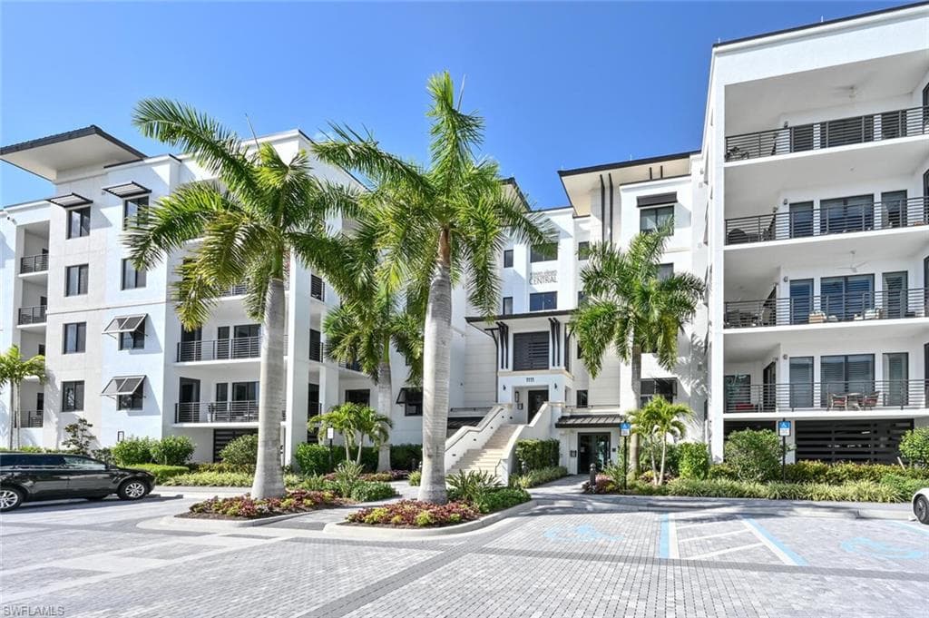 1115 Central AVE 243 NAPLES, FL 34102