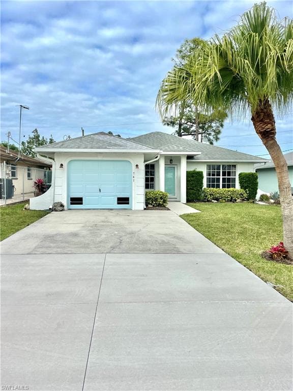 787 108th AVE N NAPLES, FL 34108
