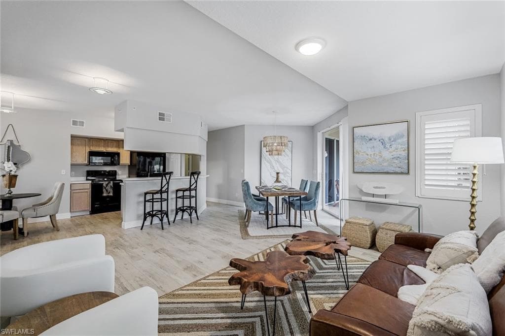 28060 Palmas Grandes LN 107 BONITA SPRINGS, FL 34135