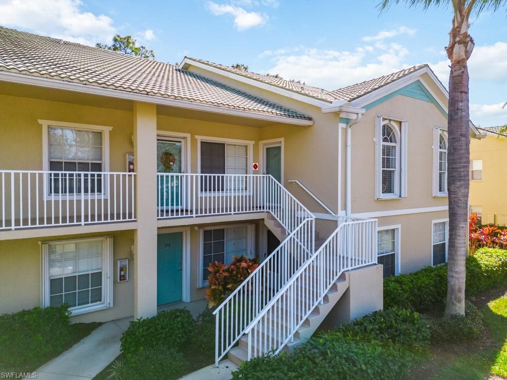 25735 Lake Amelia WAY 205 BONITA SPRINGS, FL 34135