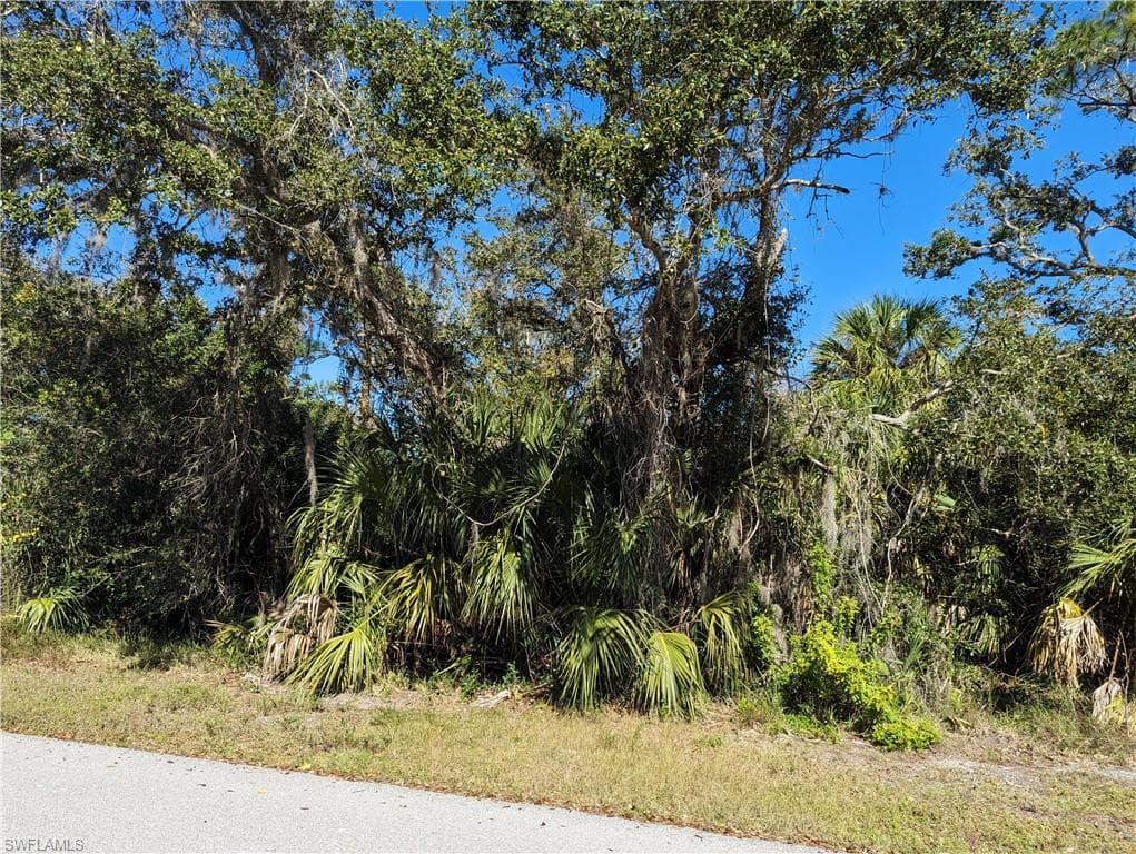 17368 Robinson AVE PORT CHARLOTTE, FL 33948