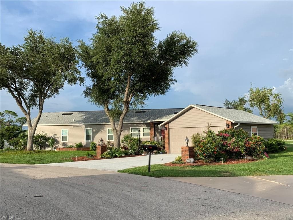 9970 Bardmoor CT NORTH FORT MYERS, FL 33903